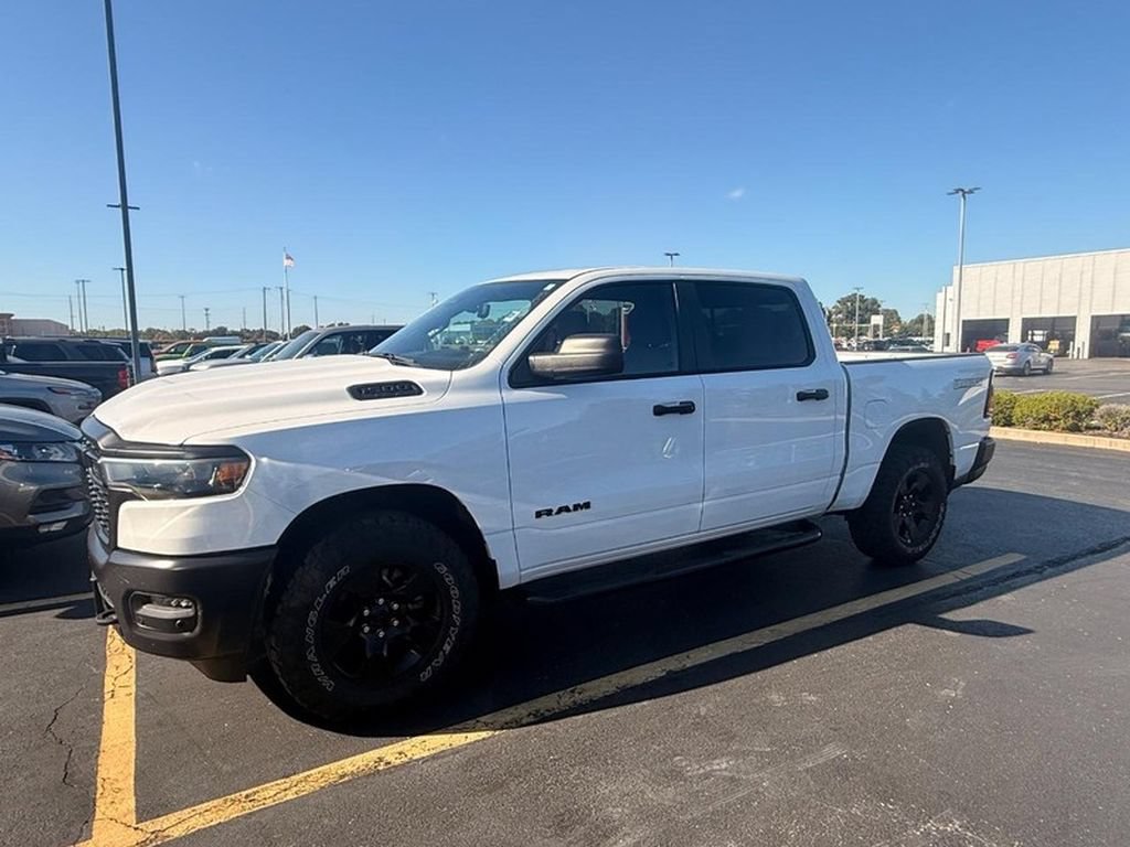 Used 2025 RAM 1500 Warlock AWD/4WD image 3
