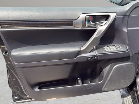 Used 2023 Lexus GX 460 Premium AWD/4WD image 10