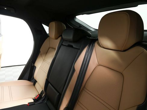 New 2026 Porsche Cayenne S image 23