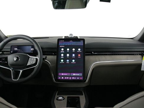 New 2025 Volvo EX90 Ultra image 5