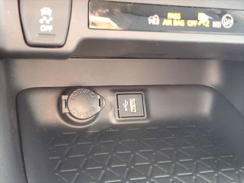 Certified 2024 Toyota RAV4 LE AWD/4WD image 29