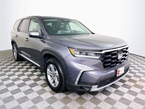 Certified 2025 Honda Pilot EX-L image 1