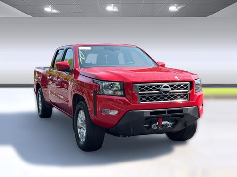 Used 2023 Nissan Frontier SV w/ Technology Package RWD image 7