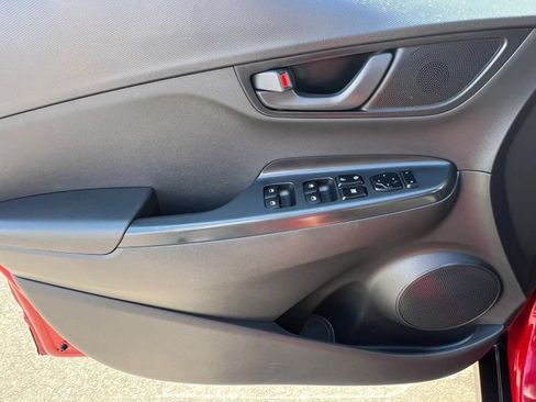 Used 2019 Hyundai Kona SE FWD image 20