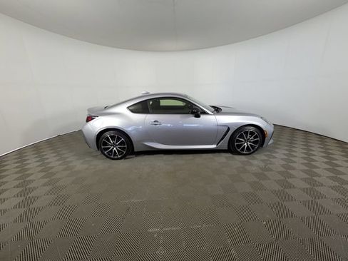 Used 2022 Toyota GR86 w/ ALL Weather Mat Package (TMS) RWD image 26
