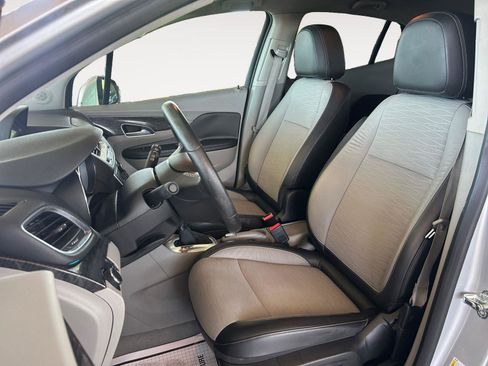 Used 2016 Buick Encore FWD image 9