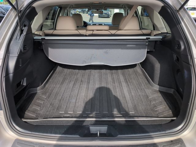 Used 2017 Subaru Outback 3.6R Limited AWD/4WD image 14