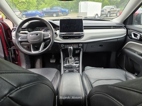 Used 2022 Jeep Compass Limited image 20