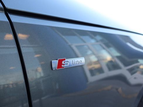 Used 2019 Audi A4 2.0T Premium Plus w/ Premium Plus Package image 30