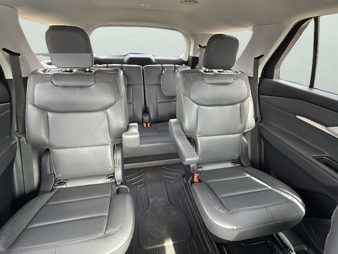 Certified 2025 Ford Explorer Active w/ Active Comfort Package RWD image 26