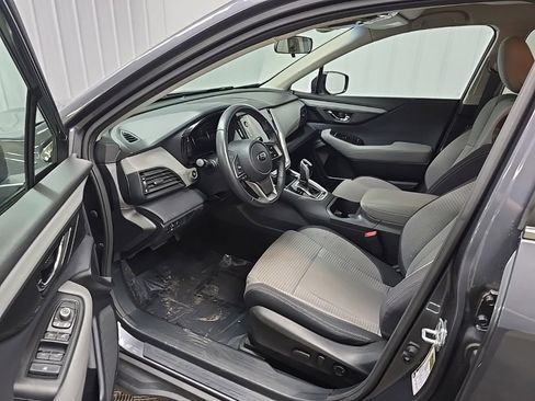 Used 2022 Subaru Outback Premium image 28