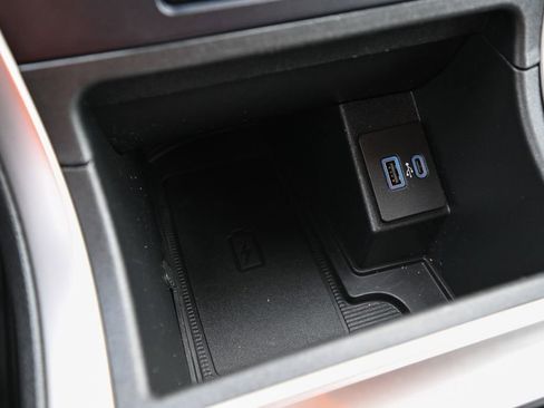 Used 2024 Ford Edge SEL w/ Convenience Package image 36