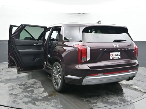 Used 2024 Hyundai Palisade Calligraphy image 85