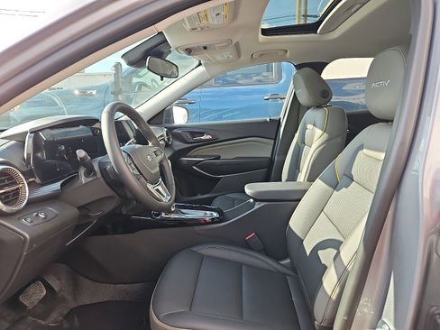 New 2026 Chevrolet Trax ACTIV w/ Sunroof Package FWD image 15