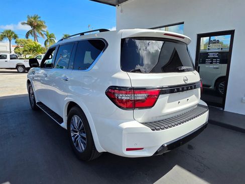 Used 2021 Nissan Armada SL w/ Midnight Edition Package image 11
