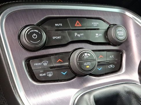 Used 2018 Dodge Challenger R/T Plus image 18