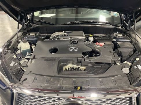 Used 2019 INFINITI QX50 Essential w/ Premium Heat Package image 11