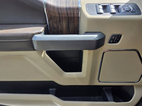 Used 2020 Ford F150 Lariat AWD/4WD image 29
