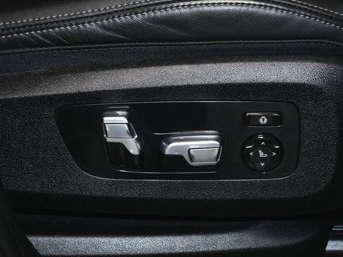 Used 2024 BMW X6 xDrive40i image 68