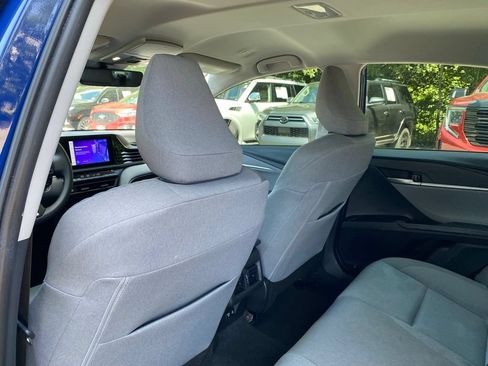 Used 2025 Toyota Camry LE w/ Convenience Package FWD image 25