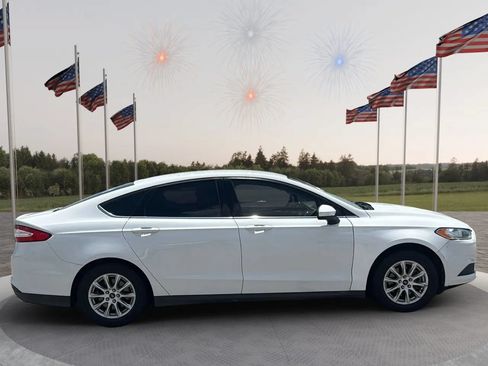 Used 2016 Ford Fusion S FWD image 8