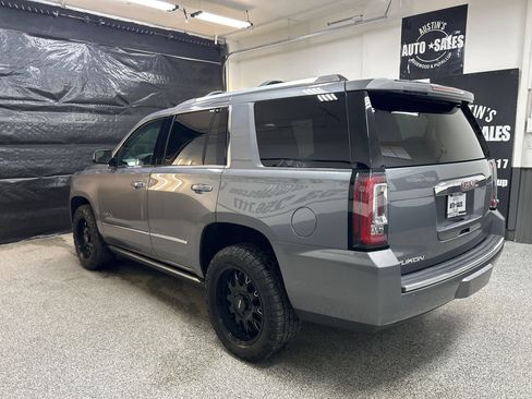 Used 2019 GMC Yukon Denali w/ Denali Ultimate Package AWD/4WD image 4