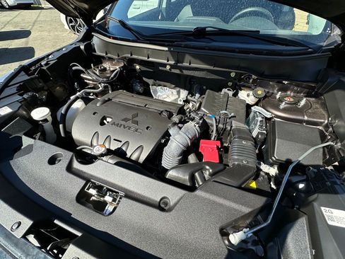 Used 2024 Mitsubishi Outlander Sport SE image 30