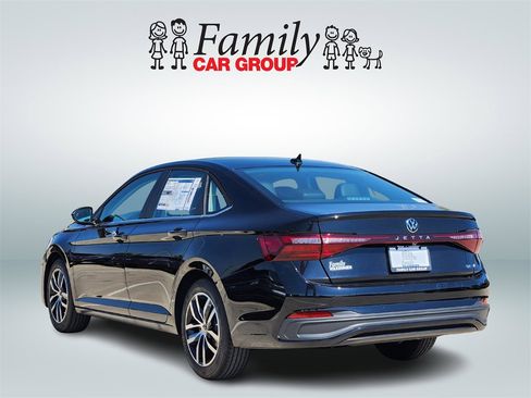 New 2026 Volkswagen Jetta SE image 3