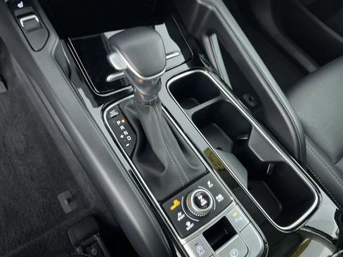 Certified 2023 Kia Telluride S w/ S Sunroof Package image 34