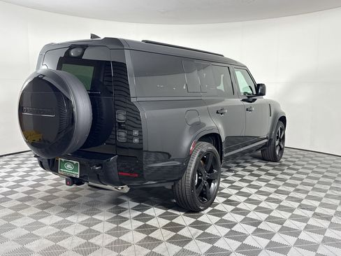 New 2026 Land Rover Defender 130 X-Dynamic SE AWD/4WD image 10