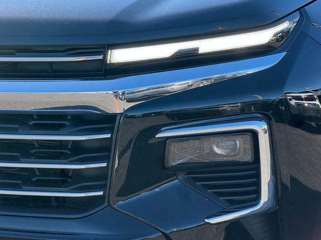 Used 2026 Chevrolet Traverse LT AWD/4WD image 40