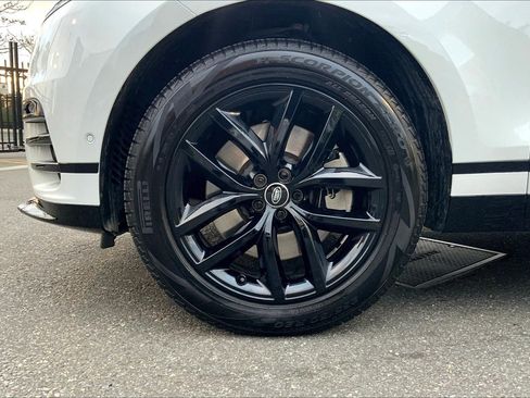 Used 2026 Land Rover Range Rover Velar Dynamic SE image 10