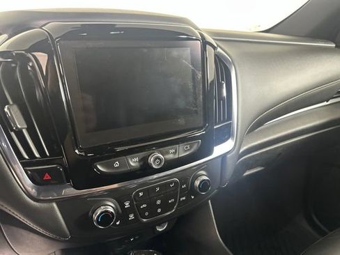 Used 2022 Chevrolet Traverse LT AWD/4WD image 15