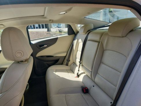 Used 2024 Chevrolet Malibu LT FWD image 36