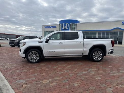 Used 2021 GMC Sierra 1500 Denali w/ Denali Ultimate Package image 3