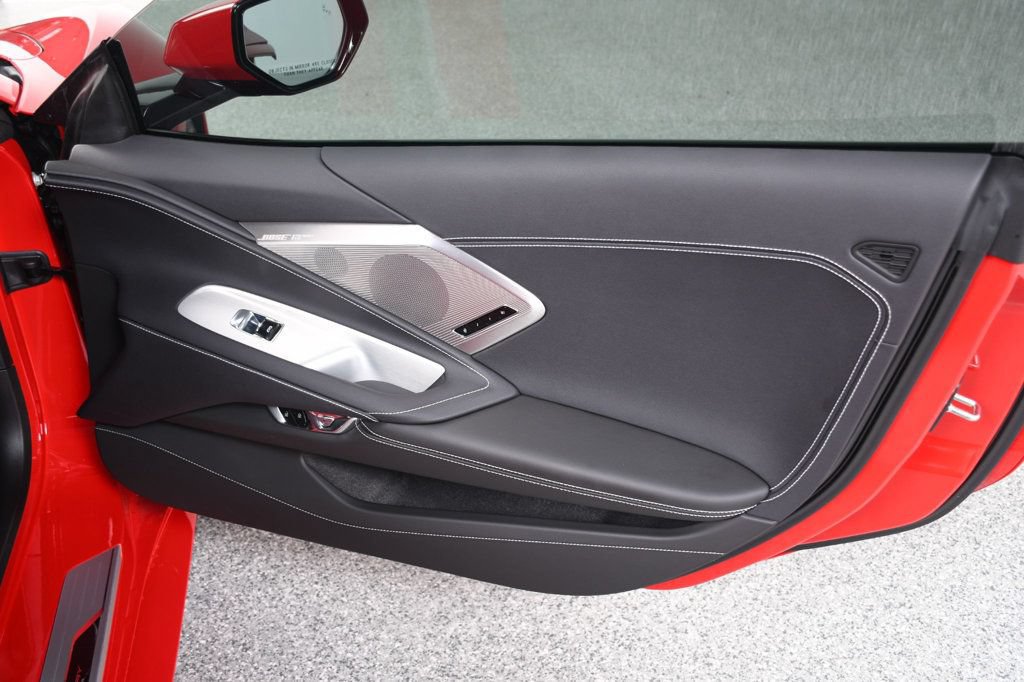 Used 2023 Chevrolet Corvette Stingray Preferred Conv w/ Z51 Performance Package RWD image 31