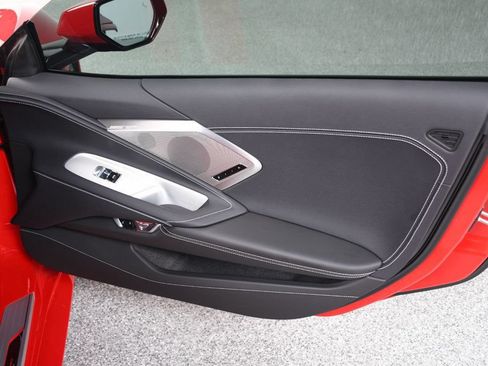Used 2023 Chevrolet Corvette Stingray Preferred Conv w/ Z51 Performance Package RWD image 31