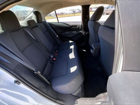 Used 2025 Toyota Corolla LE image 18