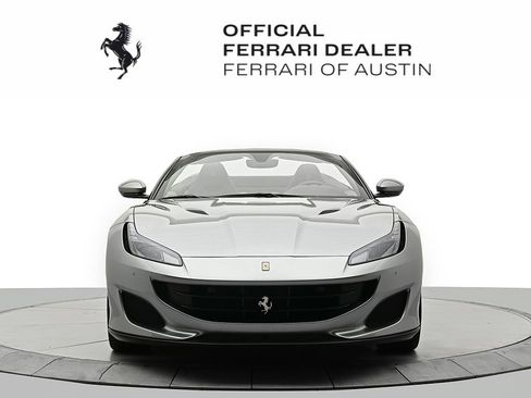 Used 2019 Ferrari Portofino RWD image 7