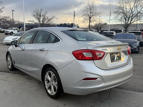 Used 2017 Chevrolet Cruze Premier image 5