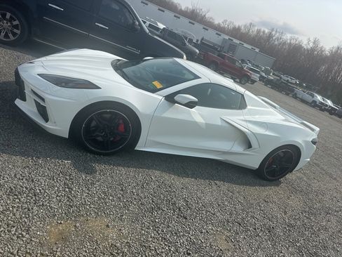 Used 2023 Chevrolet Corvette Stingray Preferred Conv w/ Z51 Performance Package image 4