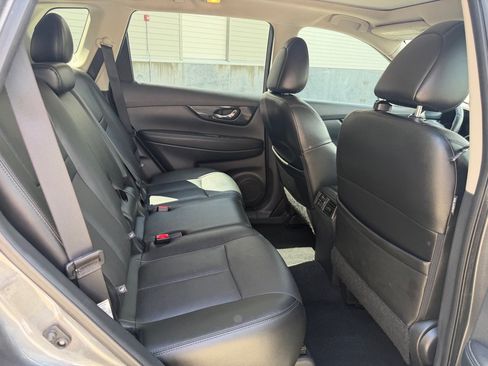 Used 2017 Nissan Rogue SL w/ SL Premium Package AWD/4WD image 27