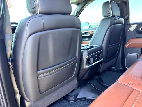 Used 2025 GMC Sierra 1500 Denali Ultimate image 24