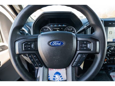 Used 2022 Ford F450 XLT w/ Camper Package image 15