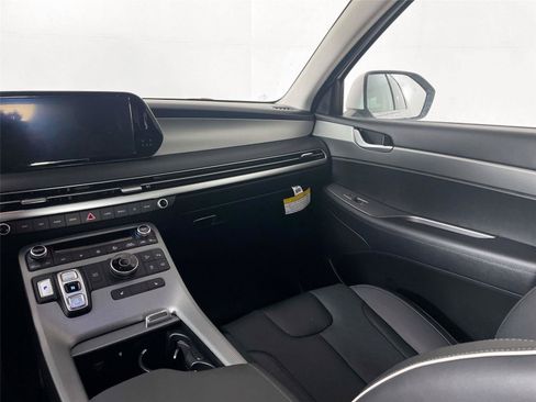 Used 2025 Hyundai Palisade SEL AWD/4WD image 24