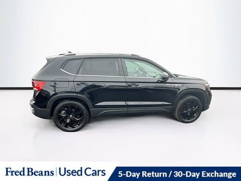Used 2022 Volkswagen Taos SE image 9