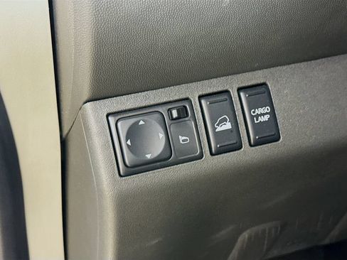 Used 2019 Nissan Frontier SV w/ Value Truck Package AWD/4WD image 10