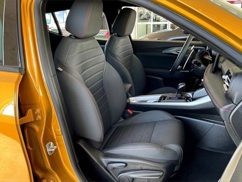 Used 2024 Dodge Hornet R/T image 6