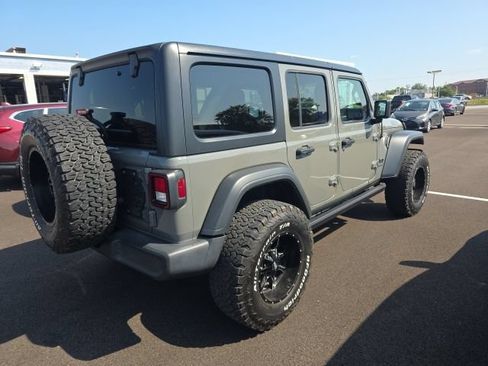 Used 2021 Jeep Wrangler Unlimited Sport AWD/4WD image 4