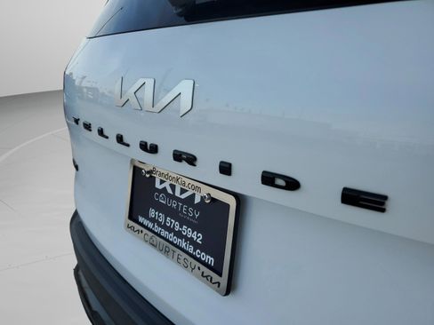 Used 2022 Kia Telluride EX w/ EX Premium Package image 7